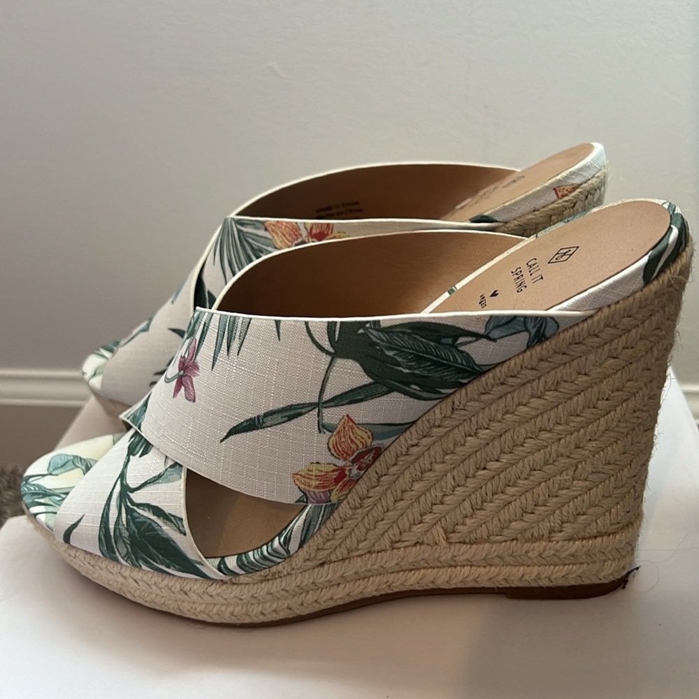 Wedges Call It Spring - Picture 3 of 4